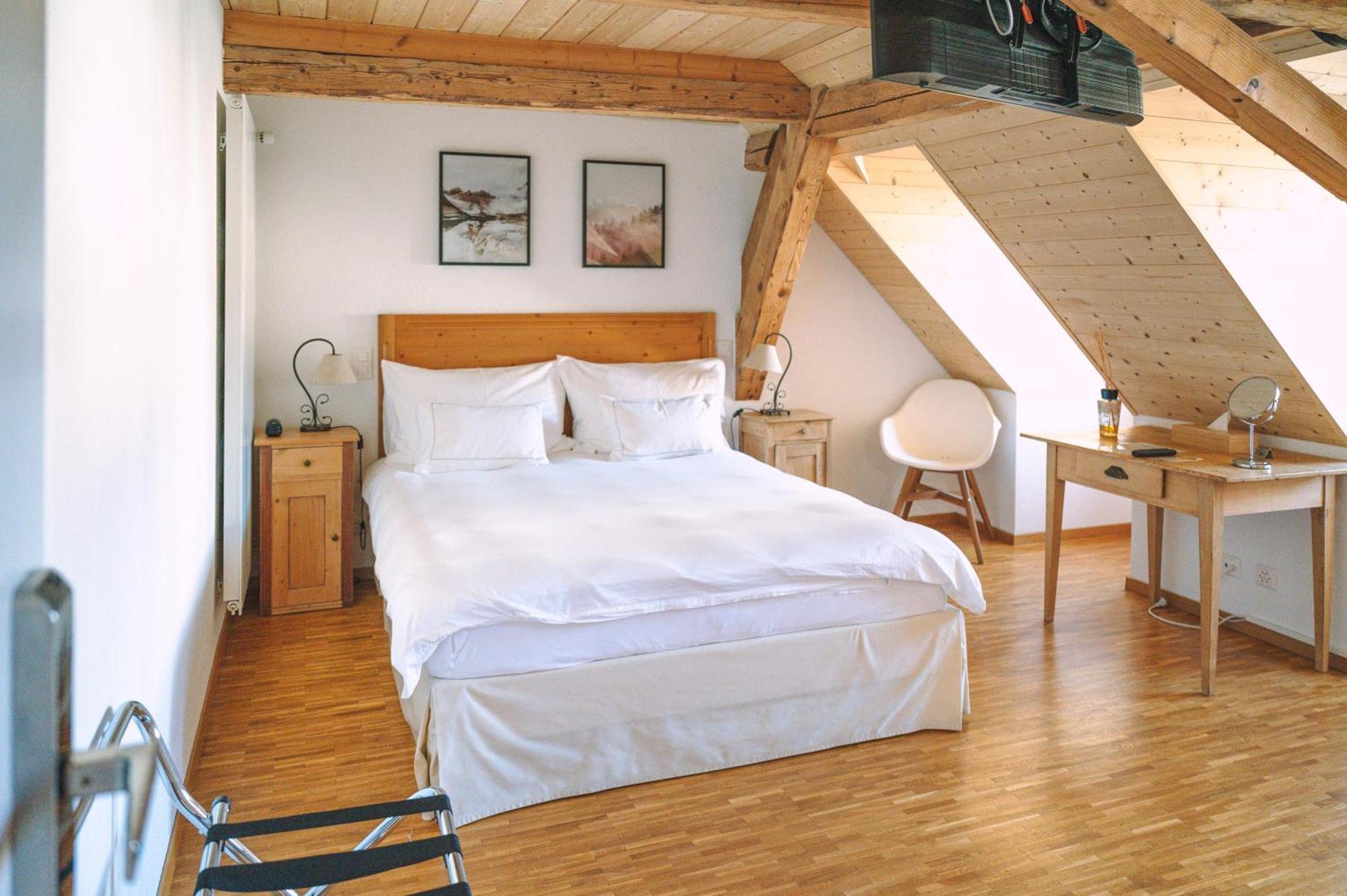 Les Montagnards Hotel Broc Buitenkant foto