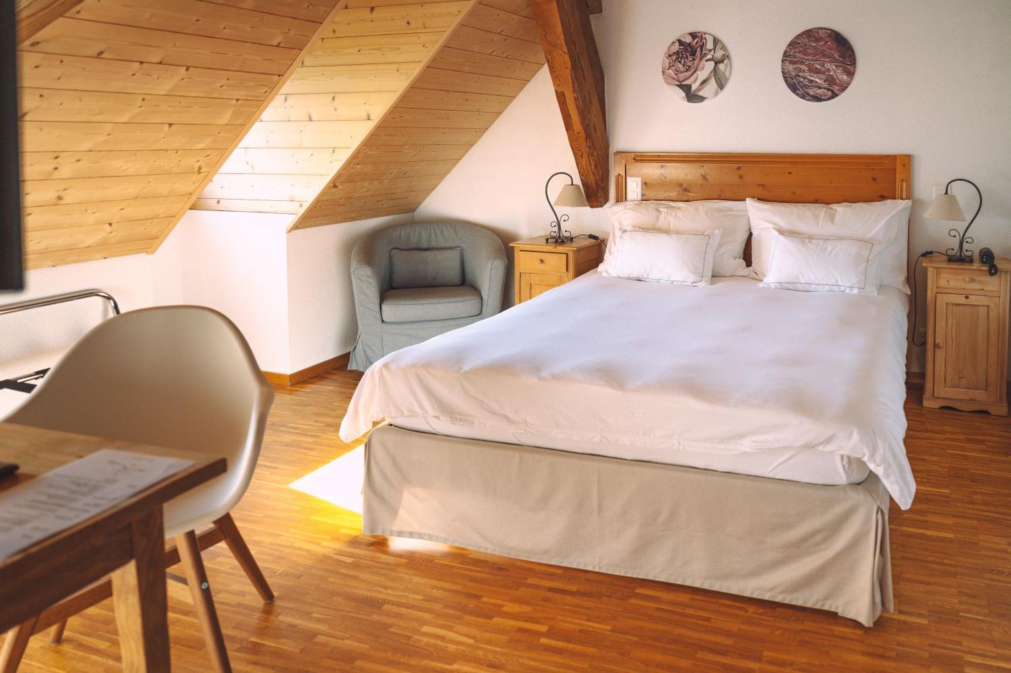 Les Montagnards Hotel Broc Buitenkant foto