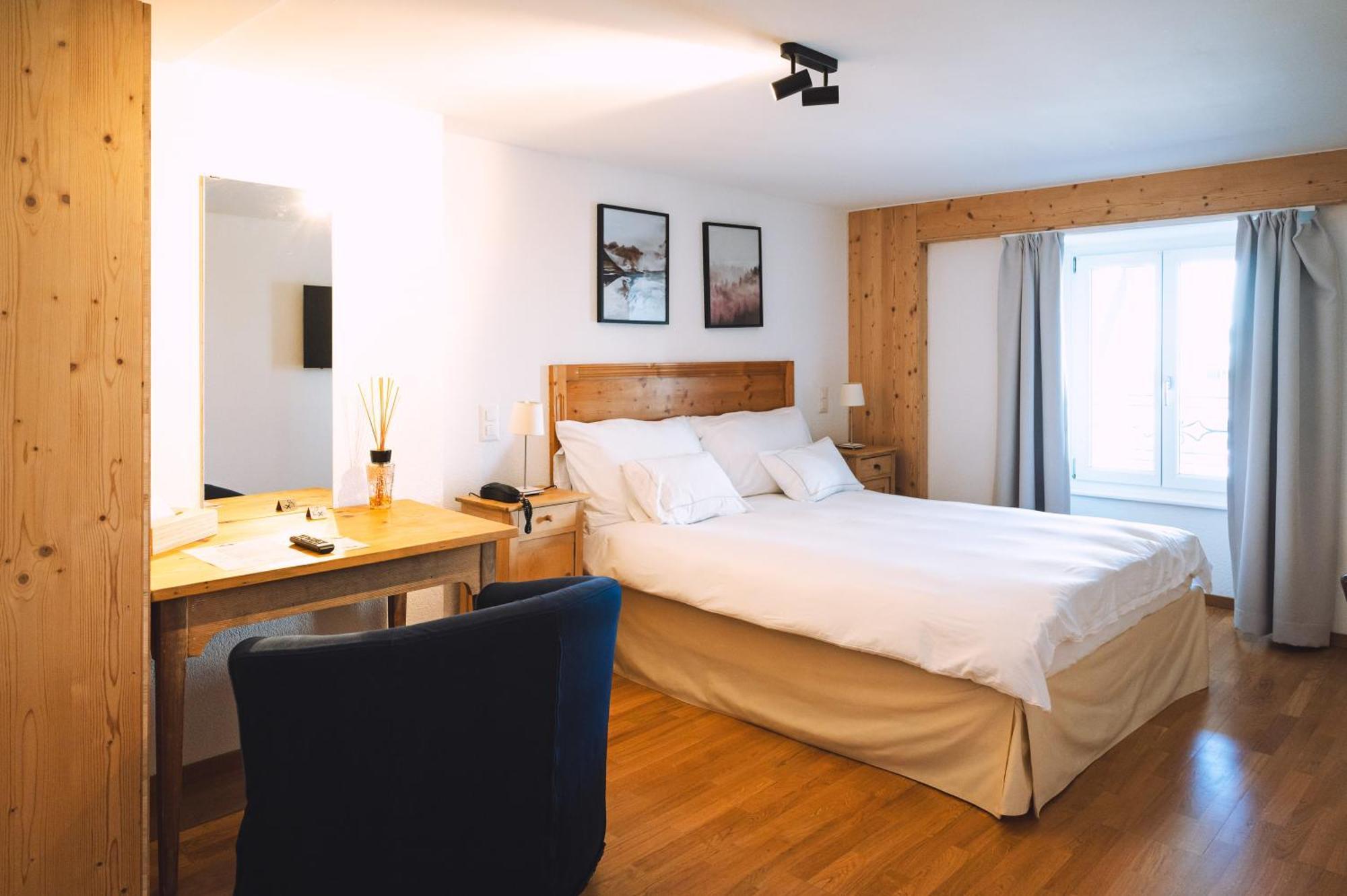 Les Montagnards Hotel Broc Buitenkant foto