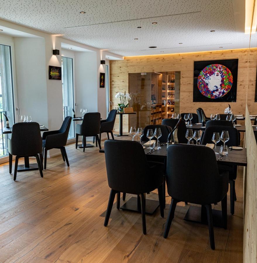 Les Montagnards Hotel Broc Buitenkant foto